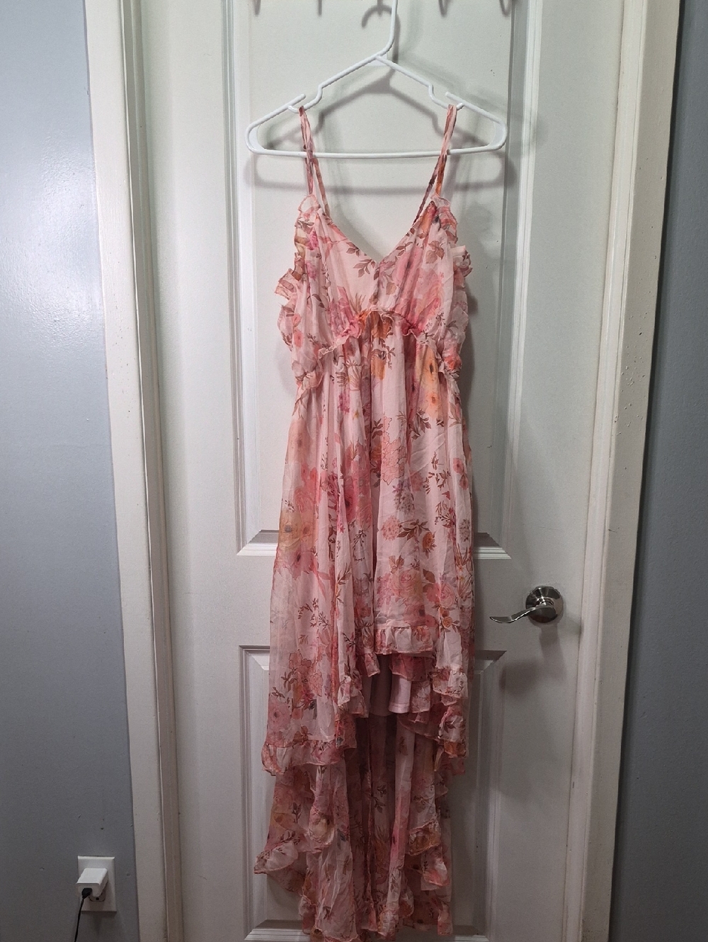 chic Floral Blush Pink High-Low Ruffle Maxi Dress
